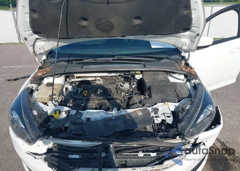 2018 Ford Focus Se из США, поврежденный, VIN 1FADP3F2XJL276733